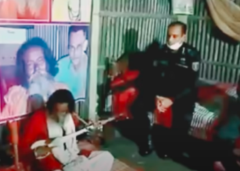 অসহায় বাউল শিল্পী সুকুমারের পাশে র‍্যাব ১২ এর সাবেক অধিনায়ক