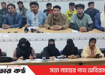 টাঙ্গাইল প্রেসক্লাবে সমন্বয়কদের পাল্টাপাল্টি সংবাদ সম্মেলন